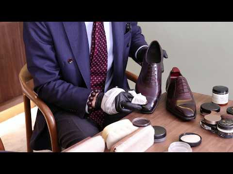 How an EXPERT Shines Shoes (ft. Champion Shoe Polisher Anders Sundström @arterton.london)