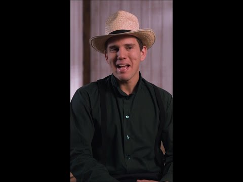 Judah vs. the Chicken 🐔 | Suddenly Amish | TLC