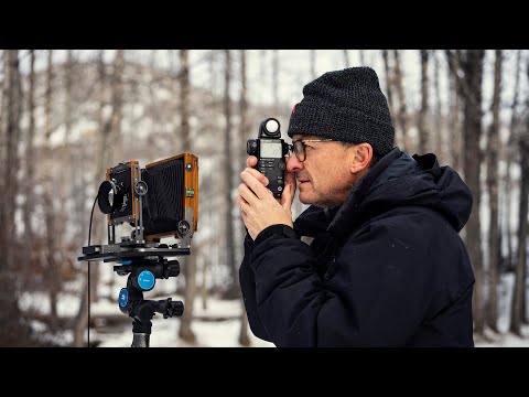 How I use a light meter for black & white film in the winter.