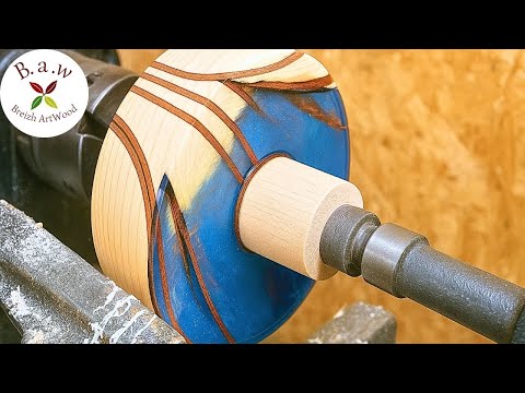 A different approach to this woodturning piece