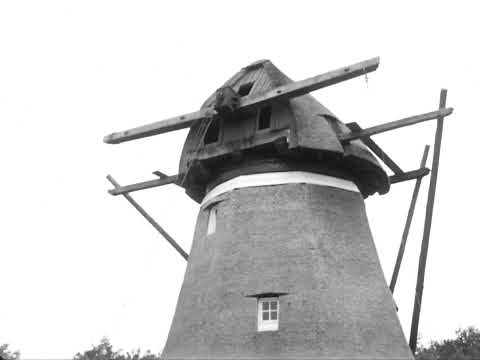 Anbringen der Windmühlenflügel