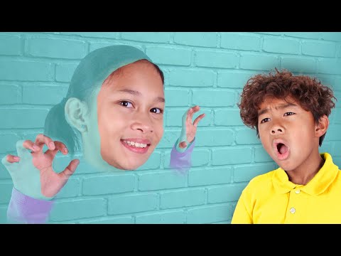 Andrea Ben & Jannie Magic Wall Portal Adventure! Kids Learns to Share