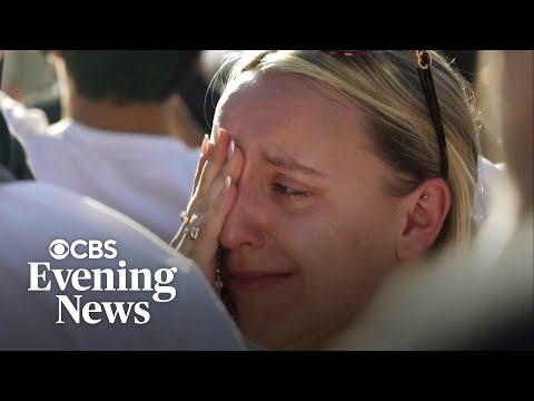 Inside the crowd the moment the pope was revealed