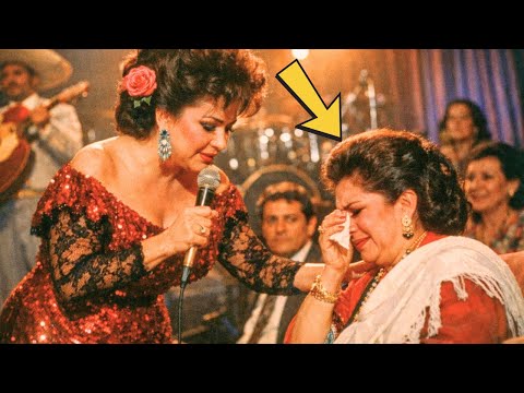 FLOR SILVESTRE DETUVO LA MÚSICA AL VER A LOLA BELTRÁN LLORANDO EN LA PLATEA… NADIE ENTENDIÓ POR QUÉ