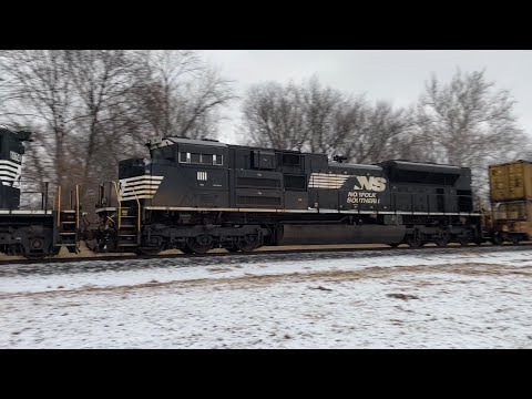 NS 13Z with NS 1111 The Barcode Unit on the NS Sunbury Line