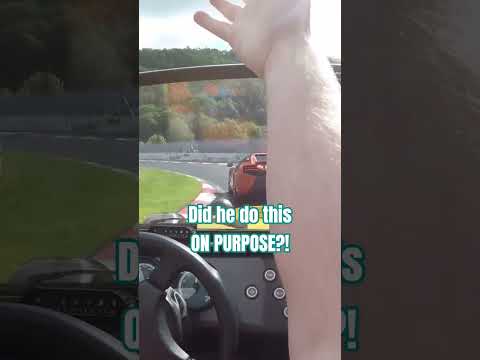 #McLaren versus #Caterham on the #Nürburgring #Nordschleife