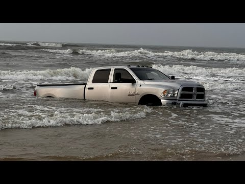 Ram 3500 Gets Flooded at the Beach!!