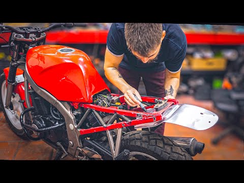 Modernizing a 90s Motorcycle: The Result Is INSANE