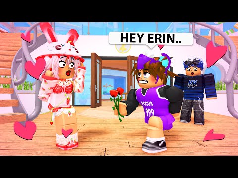 Playing MM2 With MY CRUSH.. (kyle found out)