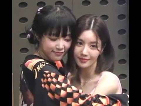 220819 Turn up the volume Kwon Eunbi Choi Yena
