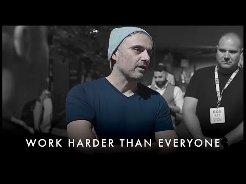 "I WORK 15 HOURS A DAY" - Gary Vaynerchuk Motivation