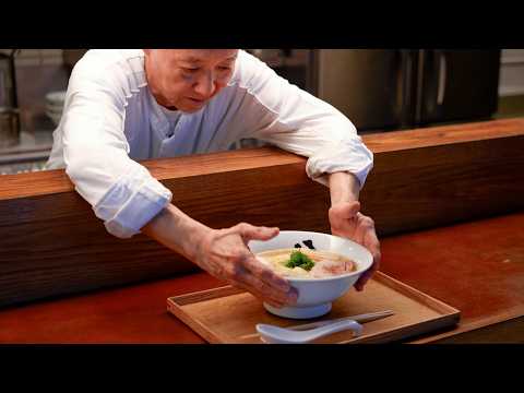 有名ホテルで腕を磨いたベテランフレンチシェフの新たな挑戦!至極の中華そばを求め世界中から観光客が訪れる名店!海外から称賛される行列に並んでも食べたい東京・銀座のミシュランガイドに掲載されるラーメン店!