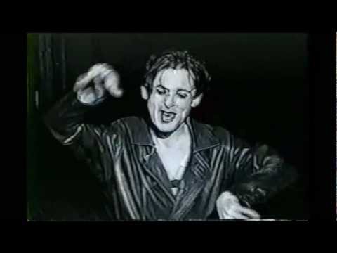 Willkommen by  Alan Cumming   in  Cabaret Revival