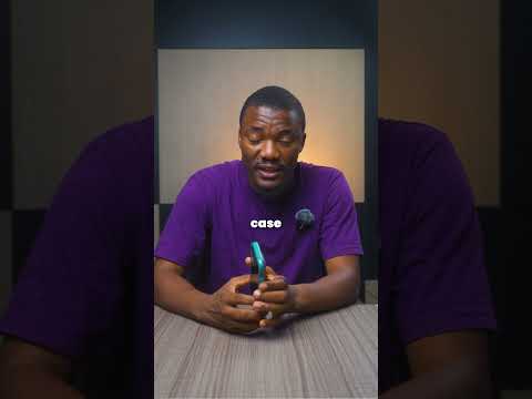 This is the TORRAS OStand Q3 Air.Once you use it, regular cases won’t make sense anymore.