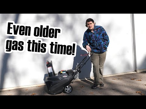 This snow blower has 2-year-old gas in it. Let's see how it starts.