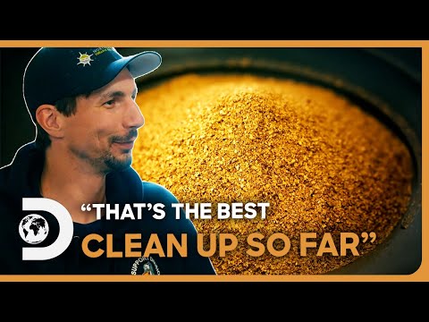 Parker Strikes BIG With 200 Ounces Of Gold To Jumpstart His Season! | Gold Rush