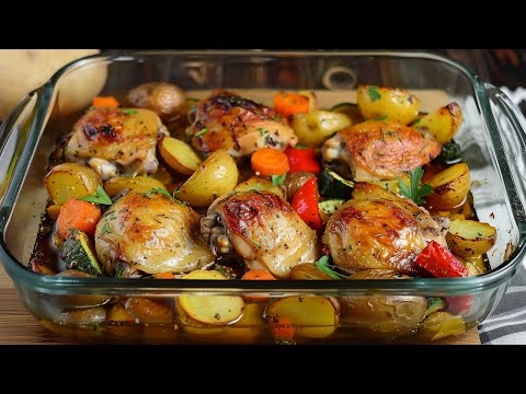Crispy Chicken Thighs with Roasted Veggies – So Easy!