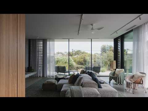 A Coastal Sanctuary That Celebrates Simplicity and Nature