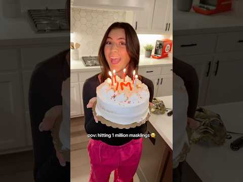 so happy for THE VIRAL MASK GIRL🥹🥳🥳🥳