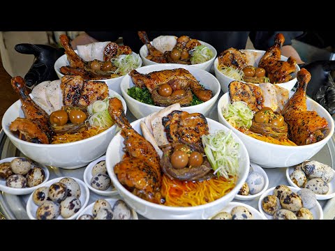 Amazing Japanese chicken Ramen!! it sells 4 tons of chicken per month - Korean street food