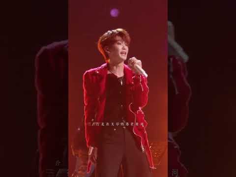 #声生不息华流季 #黄丽玲 A-Lin #王赫野 《沙漠骆驼》，前方迷途太多坚持才能洒脱。