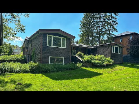 Millionaires ABANDONED 1970s house left completely untouched