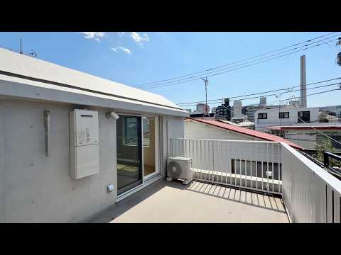 Micro Apartment in Tokyo with a Sunny Balcony 🏠☀️ - 19sqm / 204sqft (Ep 80)