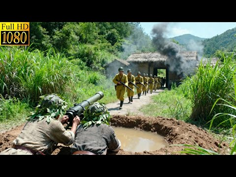 Japanese soldiers break into a house, unaware that the Eighth Route Army expert is well-prepared