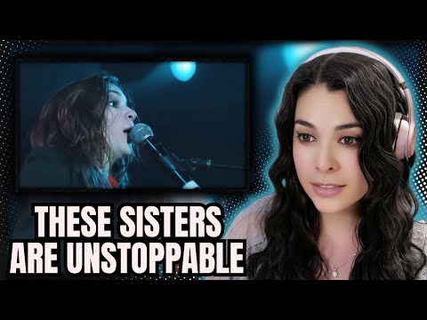 The Warning Hunter Reaction ⚡ These Sisters Just Rocked Lunario to the Core!