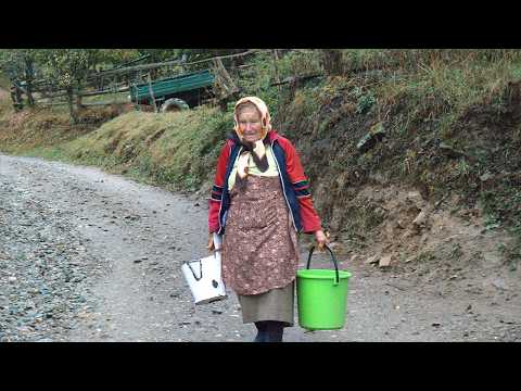 The Hard Life of an 80-Year-Old Woman in a Mountain Village, Far From Civilization