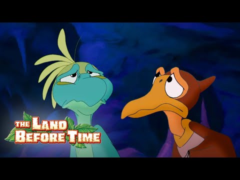 Petrie and Guido Stuck In A Cave | The Land Before Time