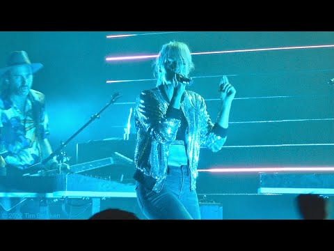 Metric, False Dichotomy (live), The Fillmore, San Francisco, October 7, 2022 (4K)