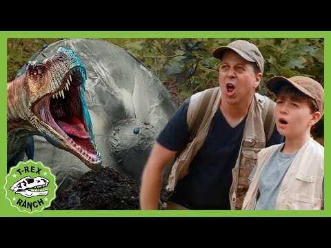 Dinosaurs vs Aliens! Treasure Hunt! T-Rex Ranch Dinosaur Videos