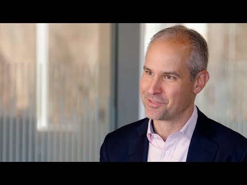 Will 40% of U.S. colleges close? Michael Horn discusses the future of education