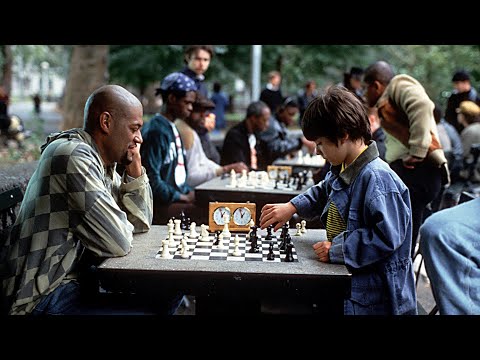 7岁小男孩仅用四步，就把70多大爷打的溃不成军，天才国际象棋手的成长之路，21分钟看完1993年真实事件改编传记电影《王者之旅》