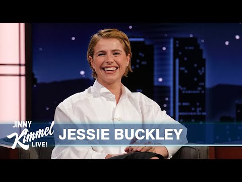 Jessie Buckley on Hamnet with Paul Mescal, Winning a Golden Globe & Visiting Los Angeles