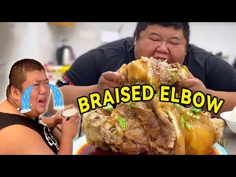 For every large elbow, FAT MONKEY has to add 10 km of training