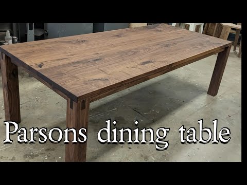 Parsons style dining table with castle joints