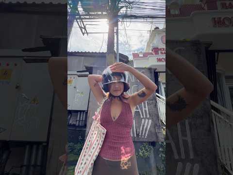 watch out for the streets cause there’s a pastel girly pop on the roaddd now 🛵💘🤪