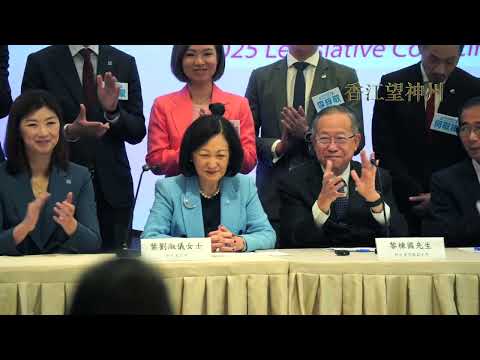 葉劉稱非因年齡棄選立會  容海恩被問不連任是否因家翁涉違國安