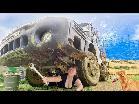 Timelapse Video: Repair Restoration Damaged Car. Mechanic. Repair Restoration | New Blacksmith Girl