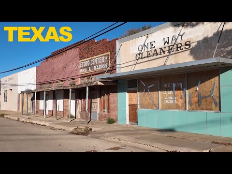 I Explored Ghostly, Abandoned Towns In The Dusty Great Plains Of TEXAS