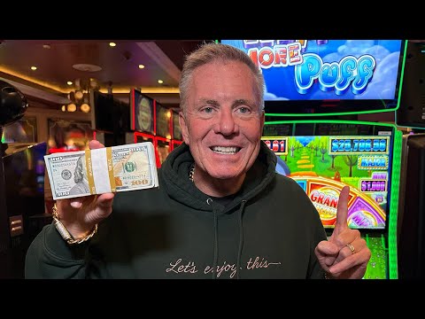 Playing This Slot Makes No Sense But We’re Doing It