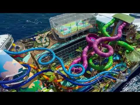 When You Think Of Cruises, What the First Name You Think of 🥹#cruise #kbc #amitabh #rajnikanth