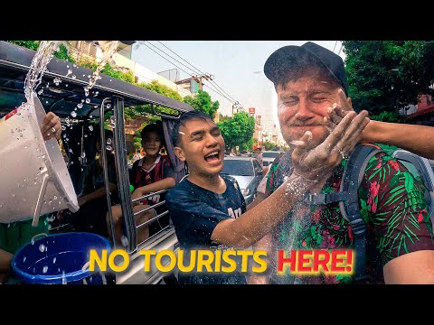 NO Tourists HERE!! / Real Songkran in Bangkok / Water Festival in Thailand