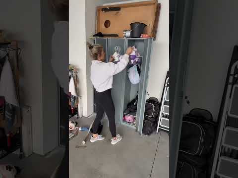 Putting off cleaning your house?Tackle just a few spots! #cleaningmotivation