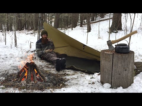 Solo Winter Bushcraft Overnighter - Tarp Camp & Campfire Cooking