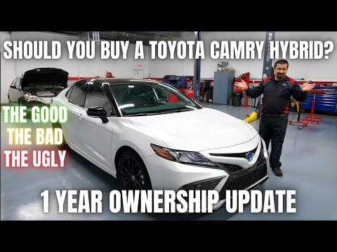 Should you buy a Toyota Camry Hybrid? 1 Year Ownership Update