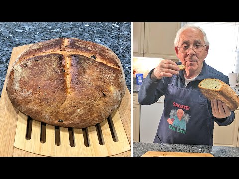 Olive Bread (Pane alle Olive Nere)