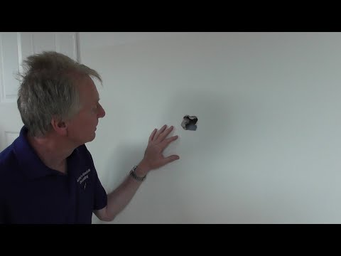 How to Fix Holes in Plasterboard / Studwork walls - Drywall